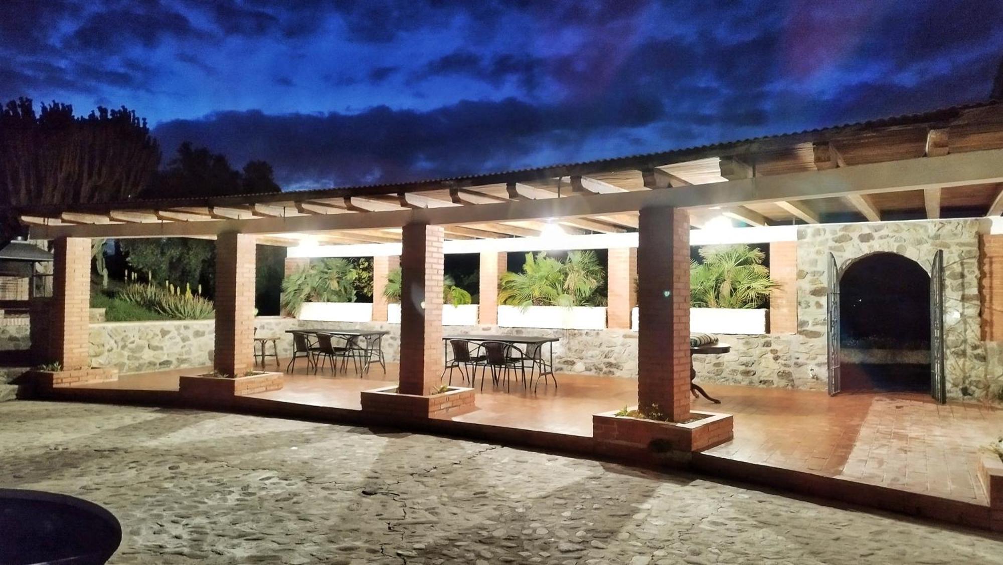 Cortijo De La Luna La Casita Velilla-Taramay Exterior photo